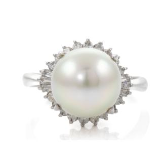 11.3mm South Sea Pearl & Diamond Ring