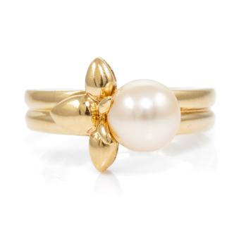 Van Cleef & Arpels Pearl Ring
