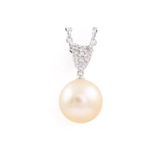 11.6mm Golden Pearl and Diamond Pendant