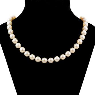 Cultured Pearl Necklace