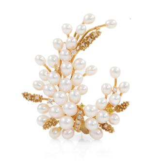 Tasaki Pearl Diamond Brooch